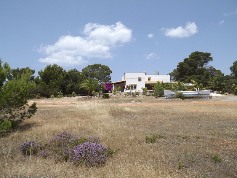 Villa van goede kwaliteit gelegen in een landelijk gebied in Cap de Barbaria te koop