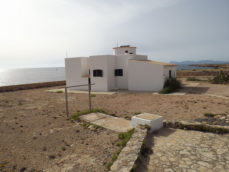 Schitterende villa met mooi uitzicht in Cala Saona te koop