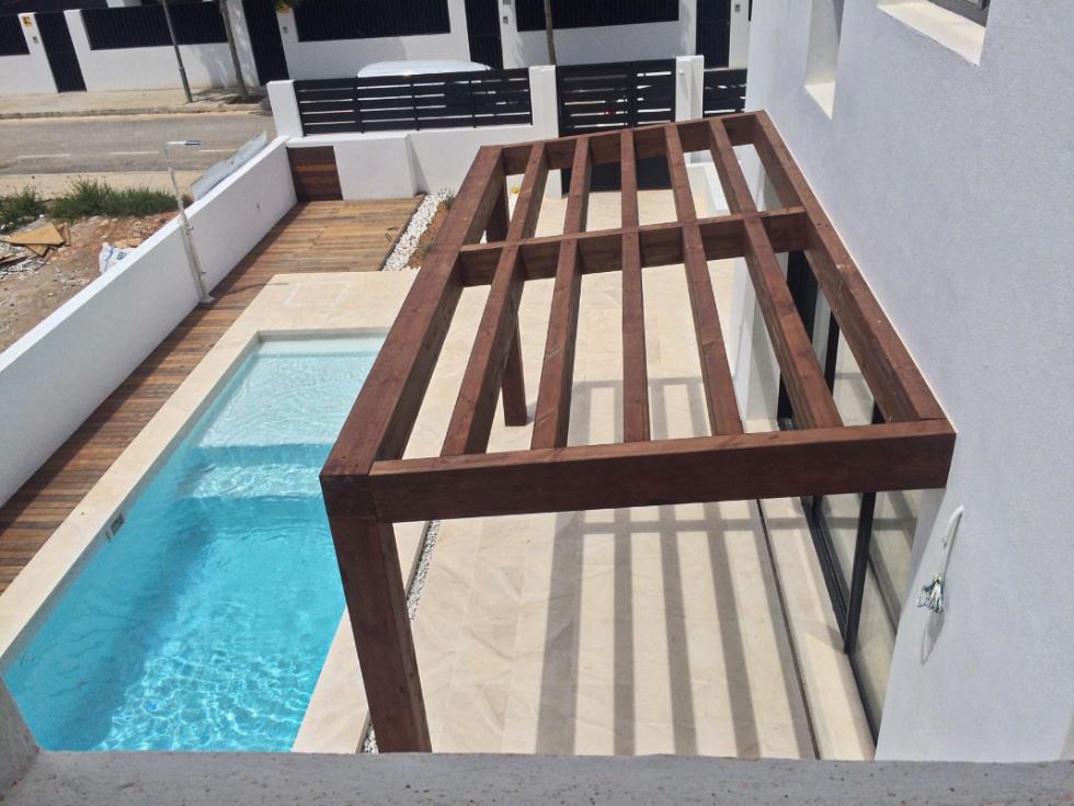 Nieuw gebouwd huis in Jezus met privé zwembad