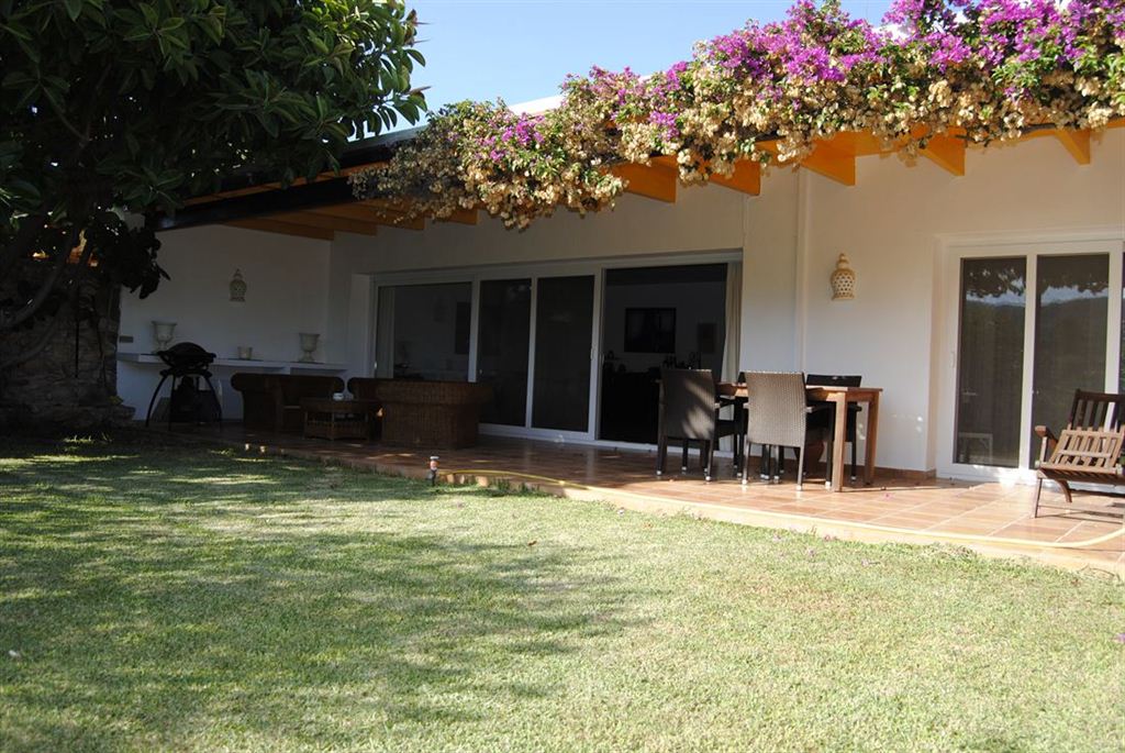 Huis in bungalowstijl te koop in Roca Llisa
