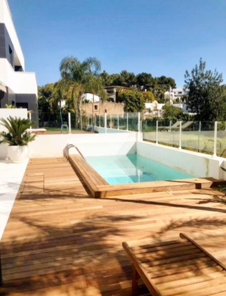 Modern appartement met privé zwembad in het hart van Talamanca te koop