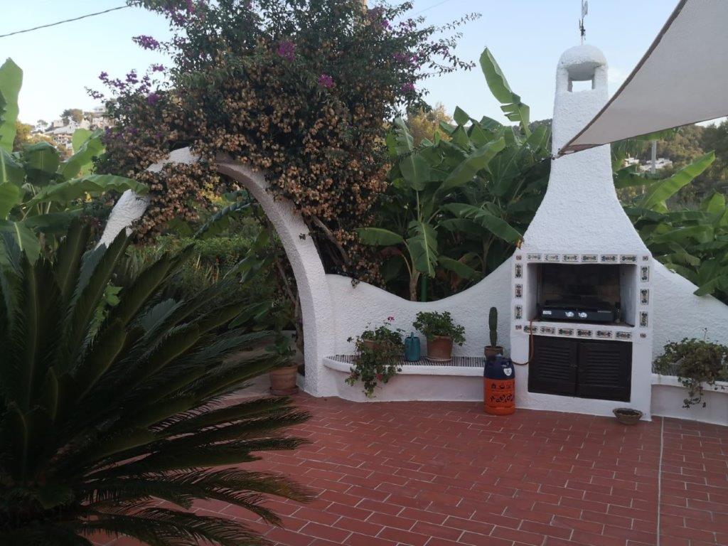Vrijstaand huis in Siesta vlakbij Santa Eulalia en het strand