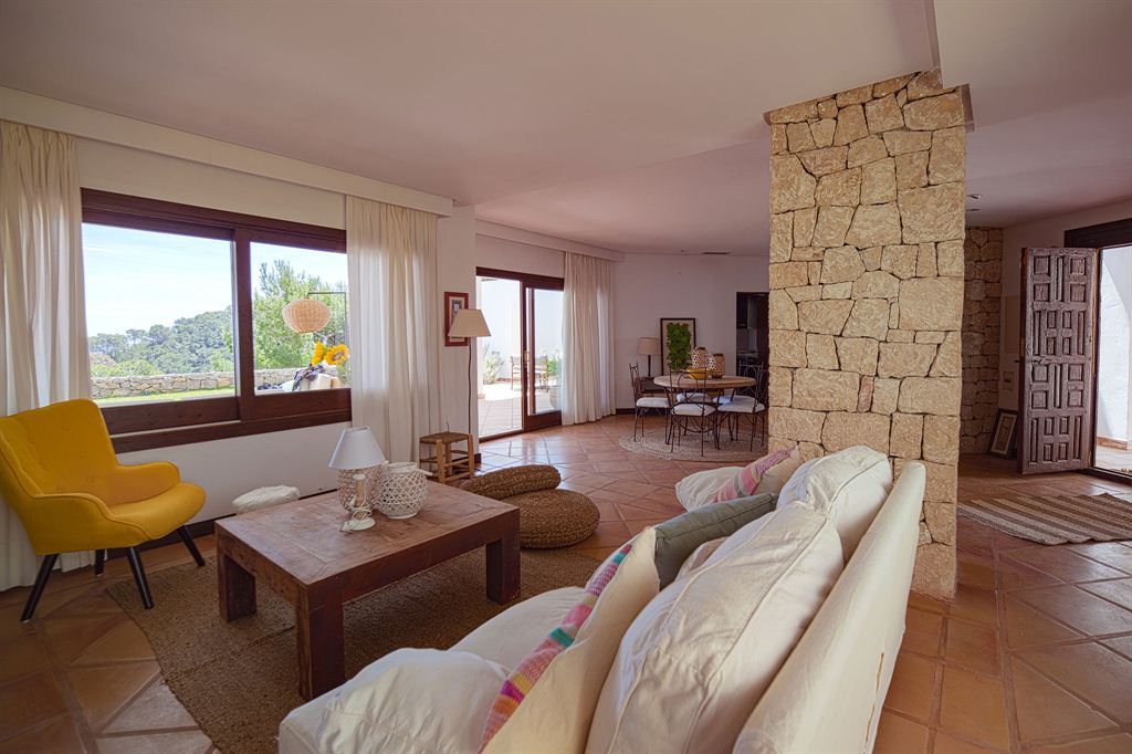 Geweldige villa gelegen tussen Es Cubells met het beste uitzicht op Ibiza