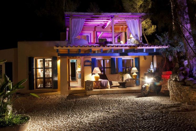 Villa is gelegen in het natuurpark van Ses Salines Ibiza
