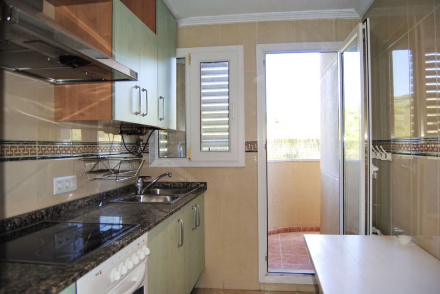 Ruim appartement in Talamanca te koop met solarium met prachtig uitzicht