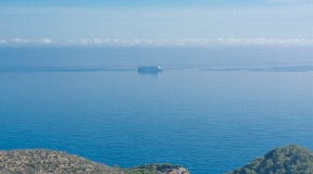Perceel in Roca Llisa op Ibiza met een prachtig uitzicht te koop