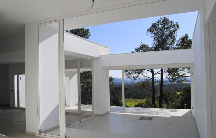 Villa met vijf slaapkamers rond San Mateo op een perceel van 25.000 m2