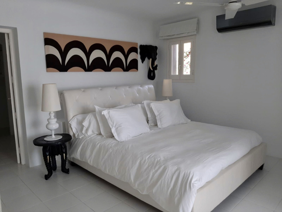 5 slaapkamer villa in exclusieve buurt van Las Salinas