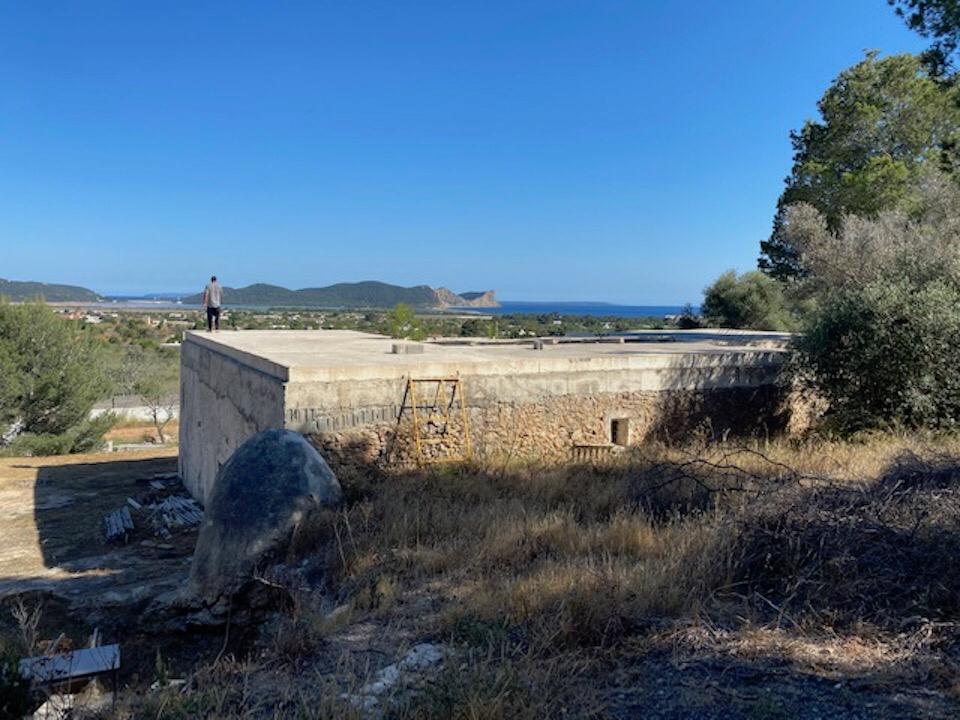Authentieke Ibiza finca met uitzicht op zee van Cala Jondal