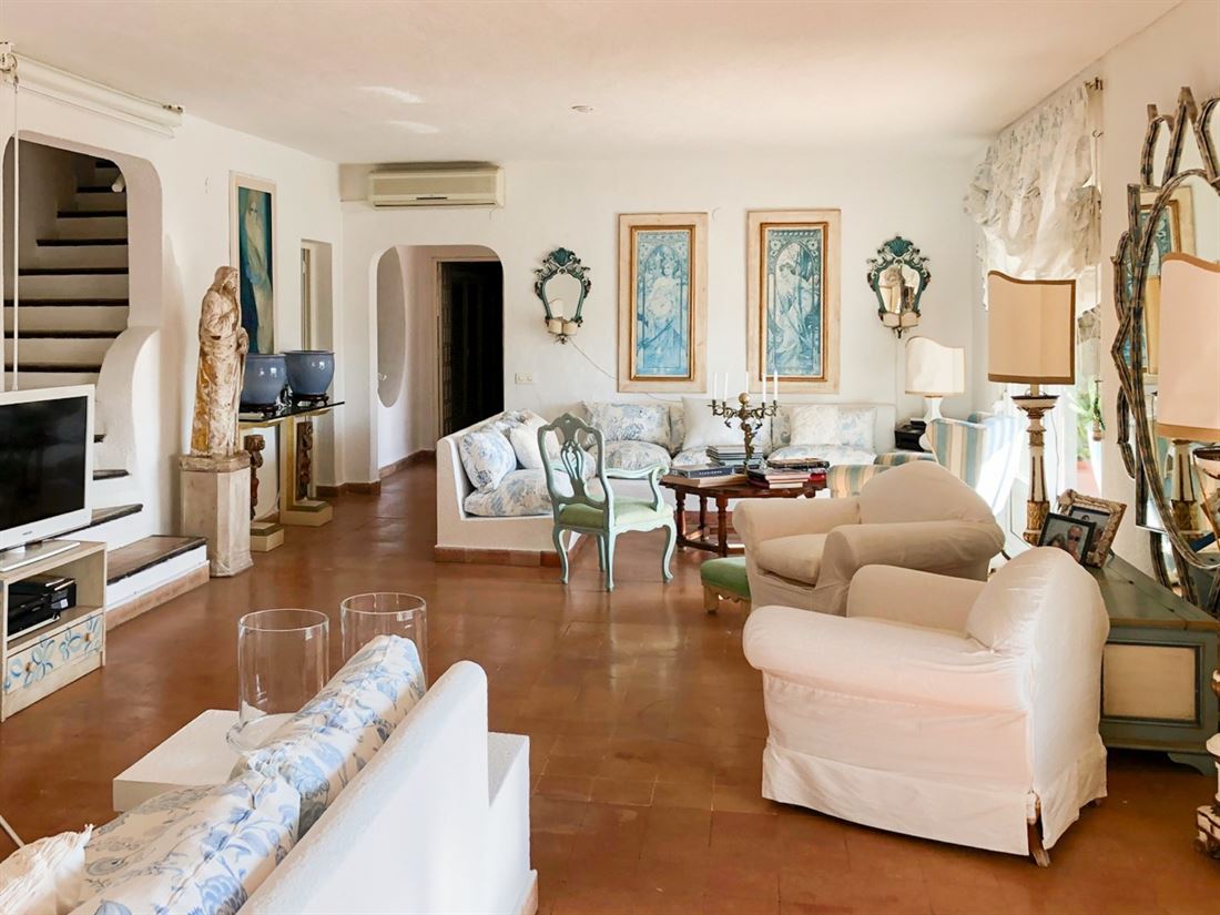 Prachtige villa gelegen in een van de meest exclusieve woonwijken van Ibiza