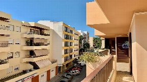 Geweldig groot stadsappartement op Ibiza te koop