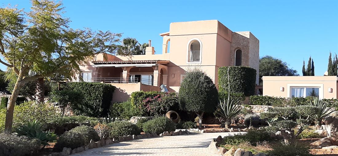 Prachtig landhuis met zwembad vlakbij Ibiza