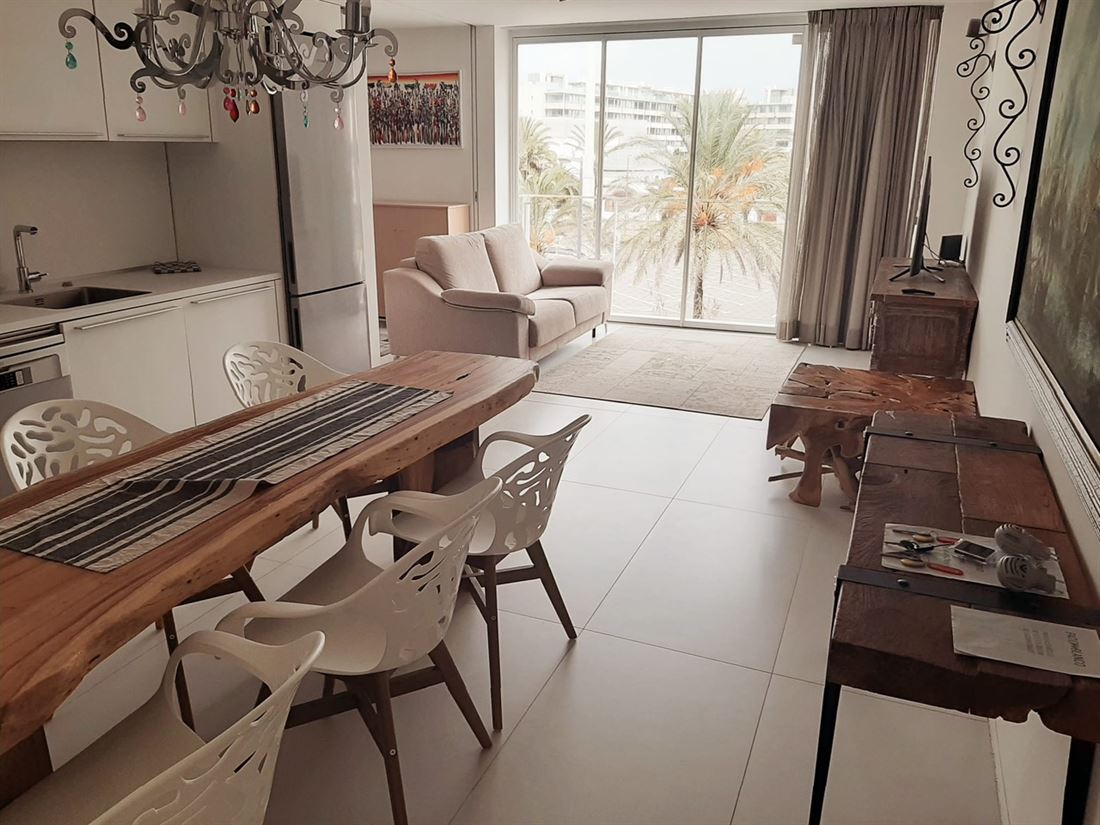 Mooi appartement in Patia Blanco-gebouw in Marina Botafoch