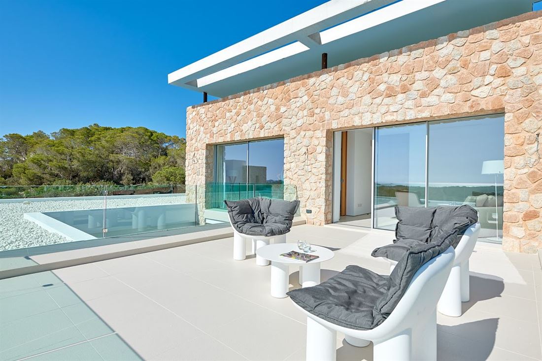 Moderne en gloednieuwe luxe villa gelegen in de prestigieuze wijk San Josep