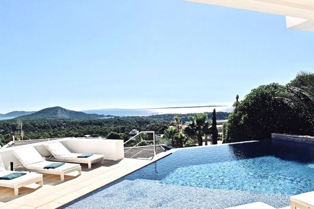Villa met prachtig uitzicht op zee in exclusieve gated community