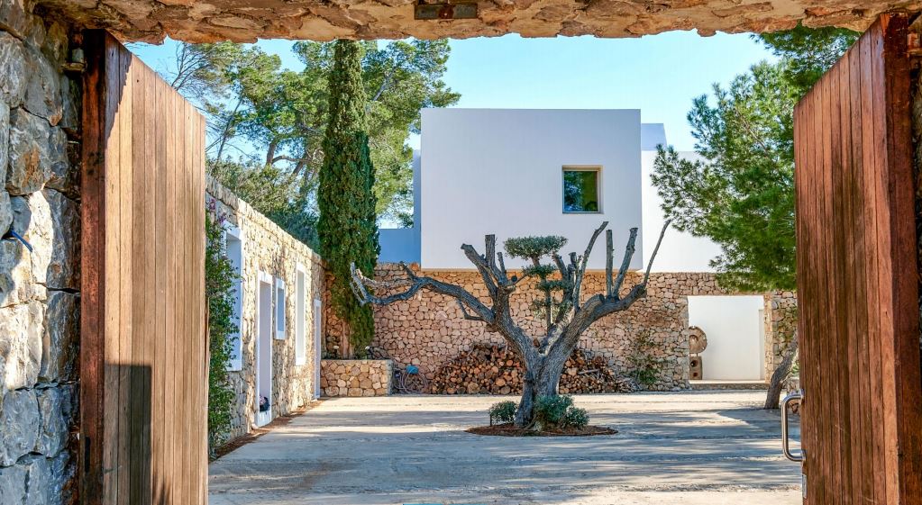 Fantastische villa met een prachtig uitzicht in Roca Llisa