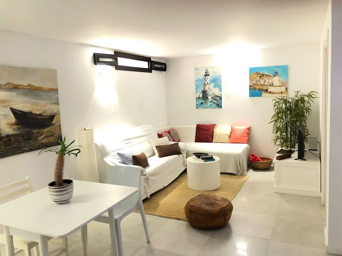 Mooie en moderne villa te koop in Sa Carroca