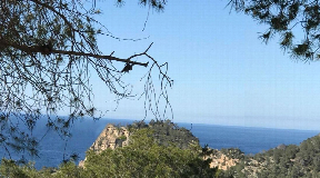 Zeer mooie moderne villa in Cala Salda met uitzicht op zee