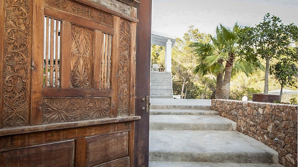 Elegante en ruime villa te koop in de buurt van Ibiza