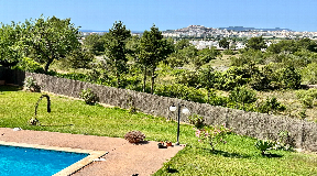 Villa in Jesus met panoramisch uitzicht op het platteland tot aan D'Alt Villa
