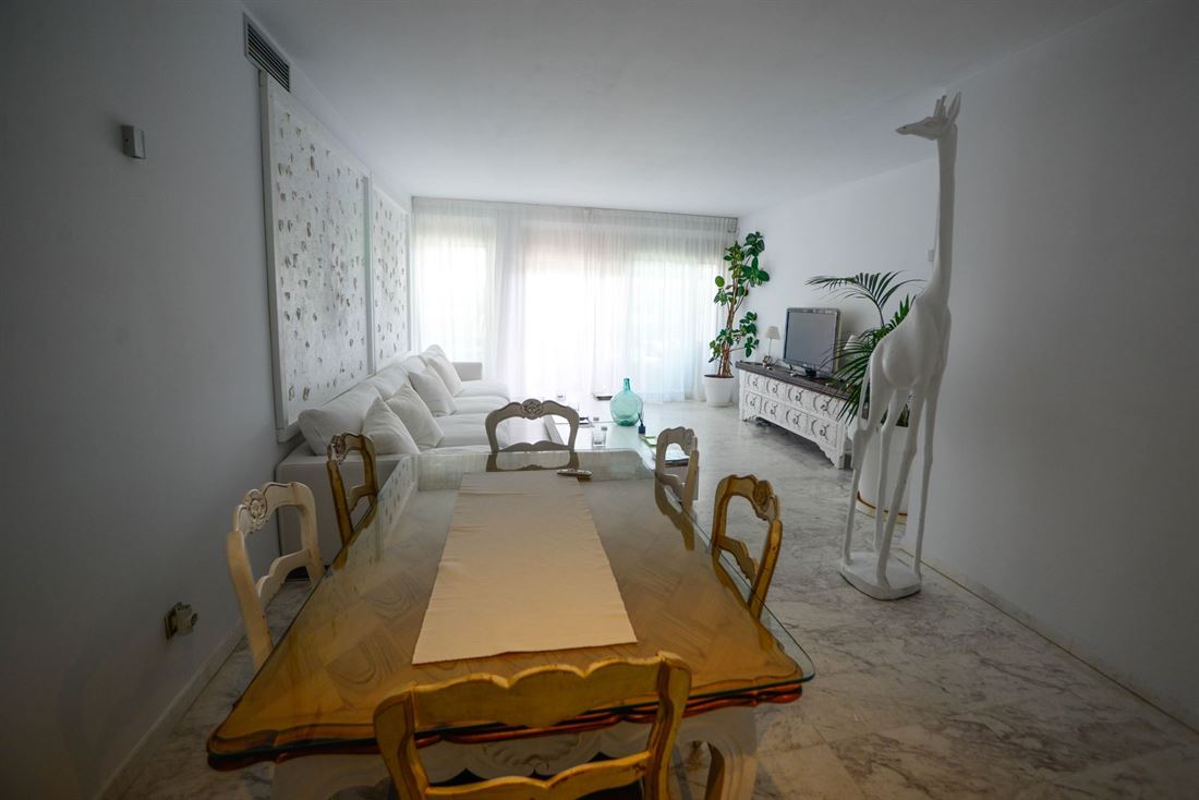 Luxe appartement in Figueretes te koop Eerste lijn naar de zee