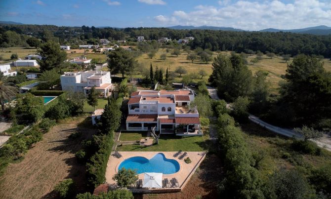 Authentieke villa te koop op Ibiza