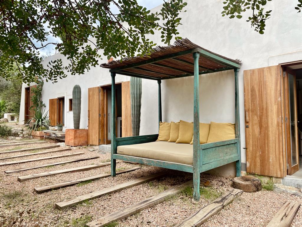 Prachtig gerestaureerd landhuis te koop in een rustige omgeving nabij San Rafael