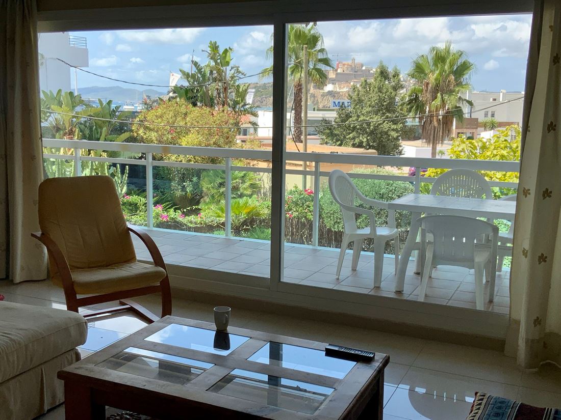 Appartement in Marina Botafoch met uitzicht op D'Alt Villa en de zee