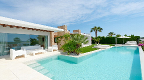 Mooie villa met 5 slaapkamers te koop in Cala Conta - Ibiza